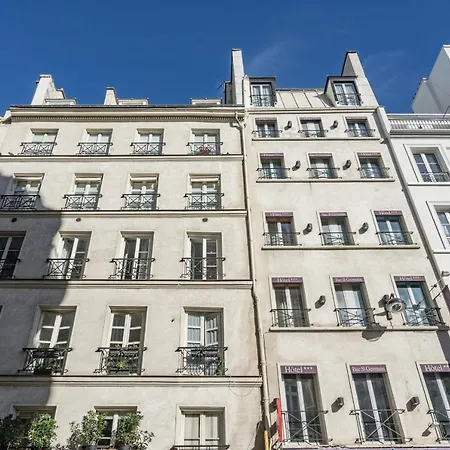 Cmg X Superb - Les Invalides - Le Bon Marche * Paris